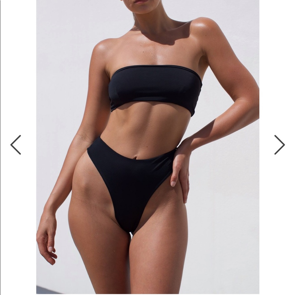 437 bikini swim top only